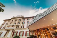 Grand Hotel Excelsior Hotels in 