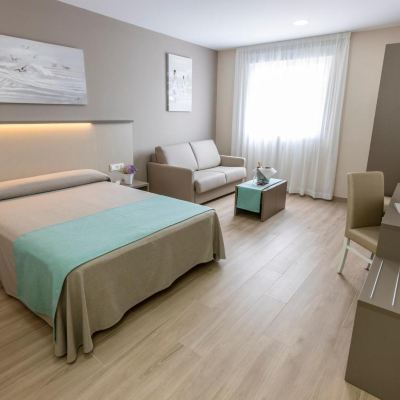 Deluxe Room Manolo Promo Code