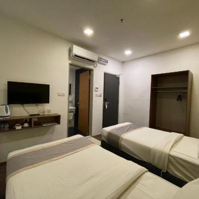Standard Twin ( no window) Kupon WE Hotel