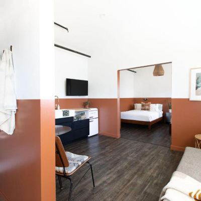 Family Suite Mellow Moon Lodge Promo Code