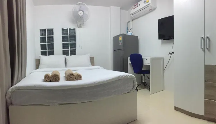 ห้องเตียงใหญ่ ห้องน้ำรวม