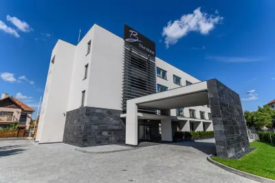 B the Hotel Hotele w: 