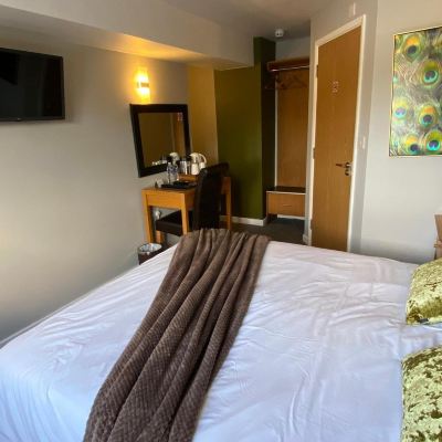 Double Room-Ground Floor The Ferryboat Promo Code