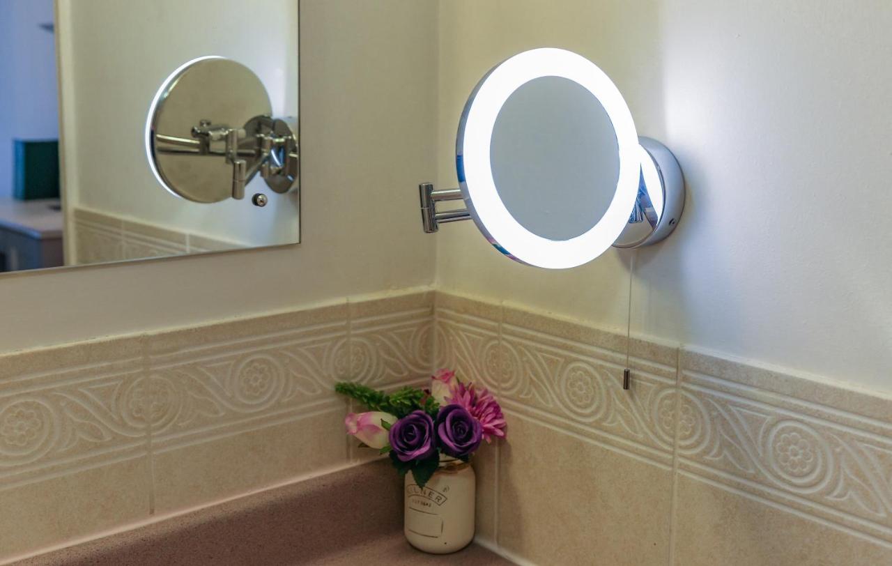 双人房（连通浴室）