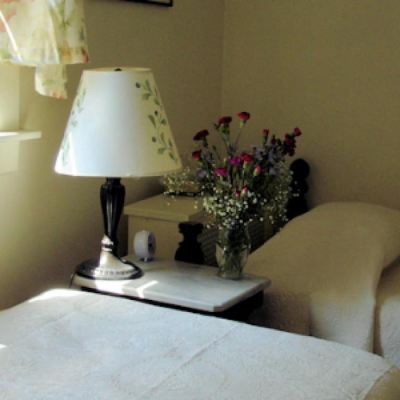 Standard Twin Room Spruce Moose Lodge Promo Code