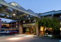 University Place Hotel and Conference Center Hôtels à : 