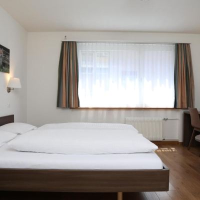 Standard Twin Room Hotel Crystal Interlaken Promo Code