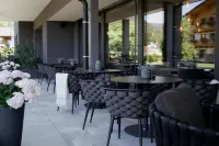The Matthew - Copper Lodge