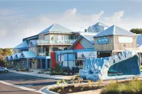 The Island Accommodation Отели в г. 