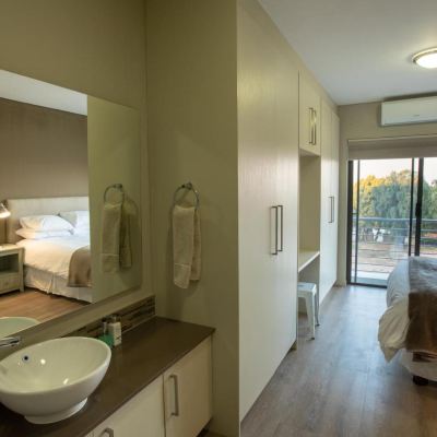 Two-Bedroom Apartment The Hub Promo Code