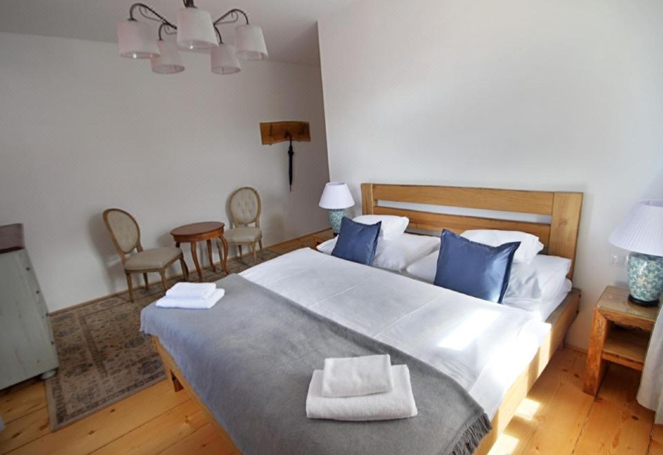 带城堡景观的双人房-免费停车