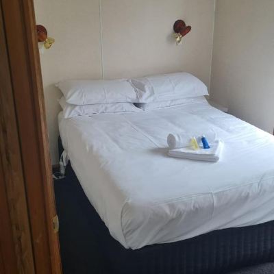 Standard Cabin - Double Sleeps 4 Discovery Parks – Mornington Hobart Promo Code