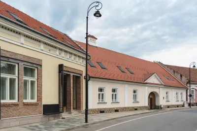 Isabella Boutique Hotel Hotele w: 