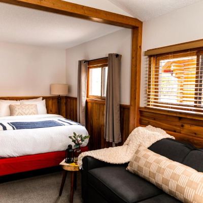 Pioneer's Cabin Miette Mountain Cabins Promo Code