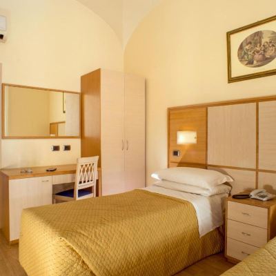 Standard Double Room Hotel Piemonte Promo Code