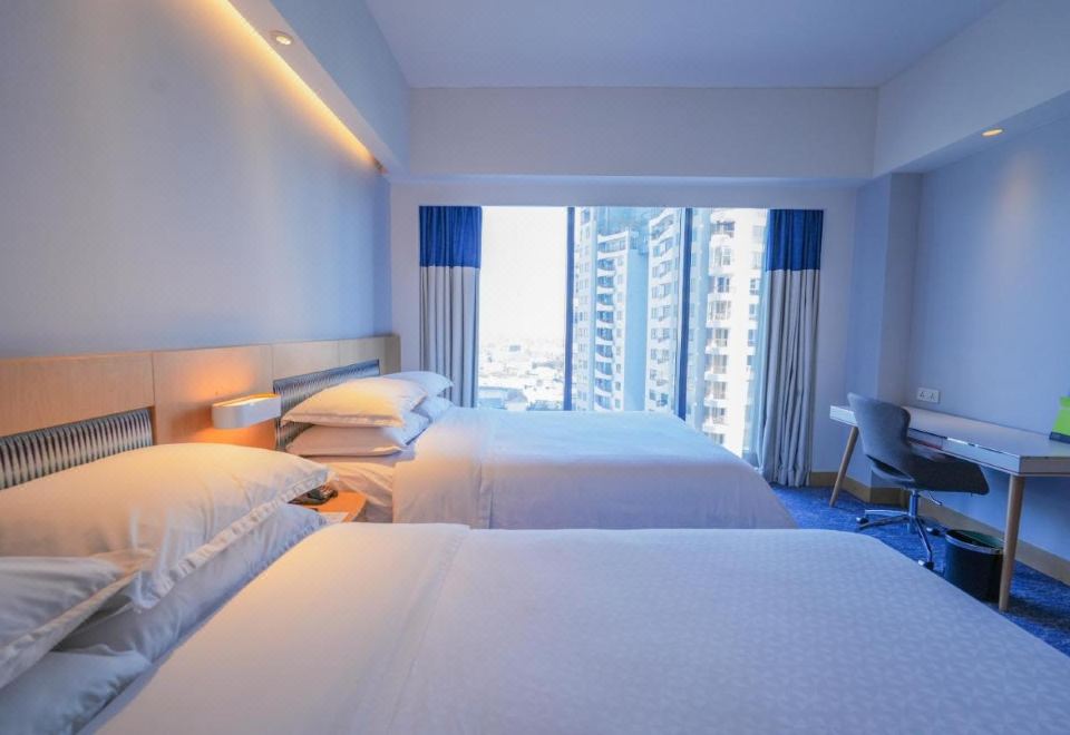 豪華房，配備 2 張單人床