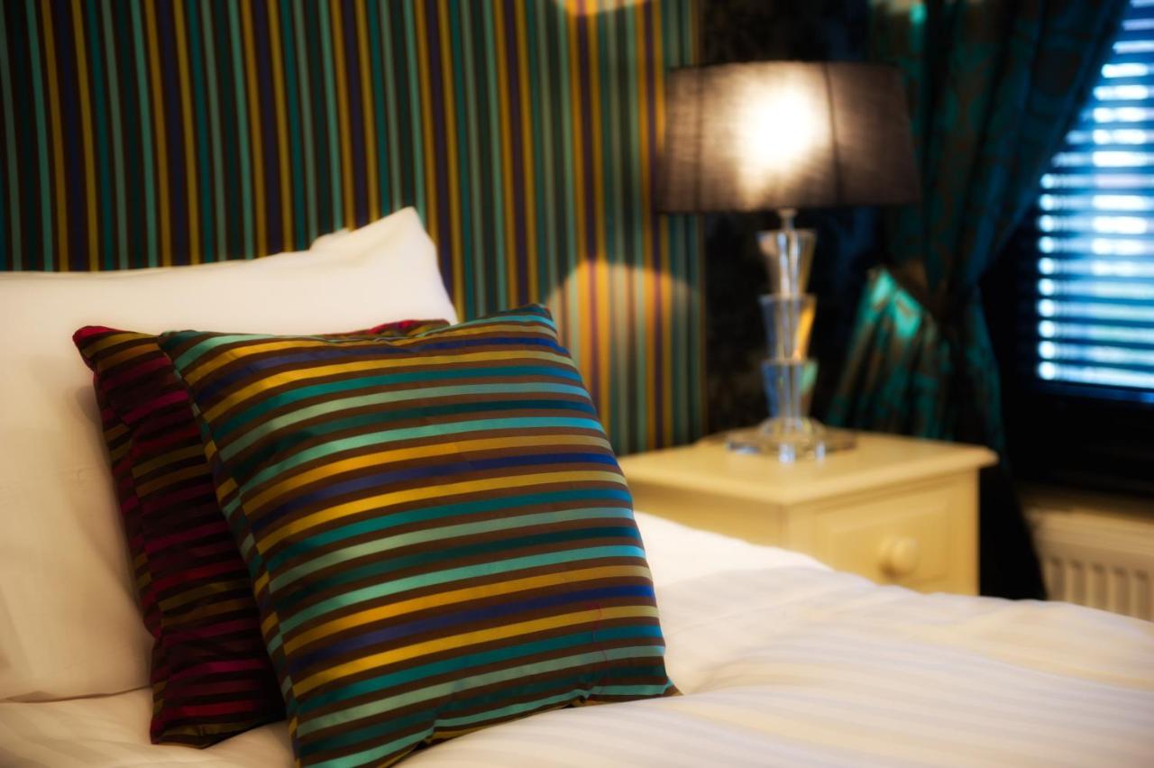 大型高级双人床房