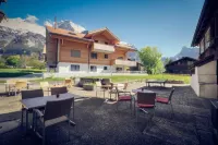 Hotel Alpina