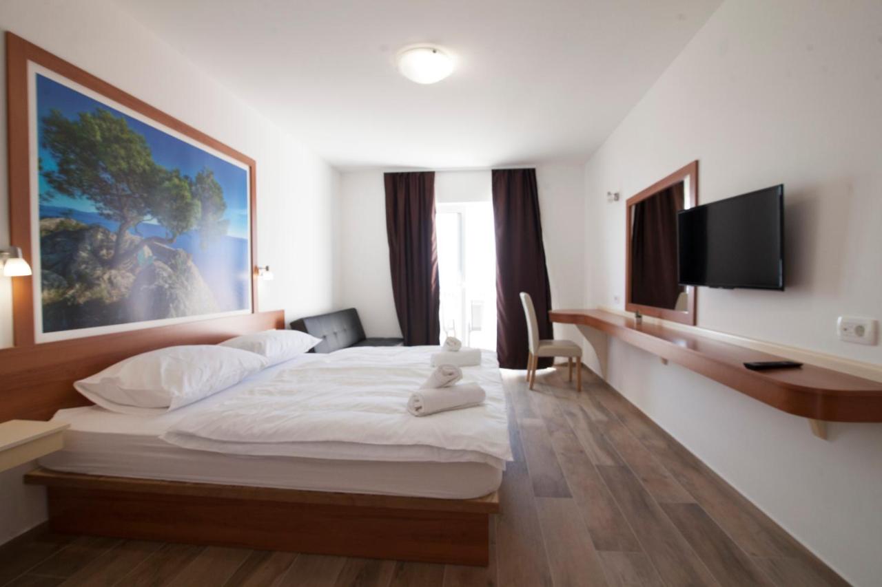 高级双人房（带阳台）