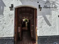 Hostal Lluvia de Oro Hotel di 