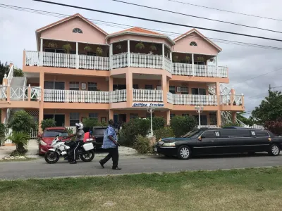 Antigua Seaview Hotel di 