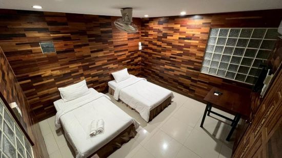 โรงแรมภูน้ำฟ้า - ชุมแพ