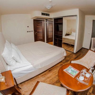 Superior Twin Room Boutique Hotel Astoria Promo Code