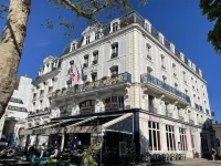 Hôtel France et Chateaubriand Hotels in 
