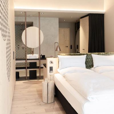 Double Room Amrai Suites Promo Code