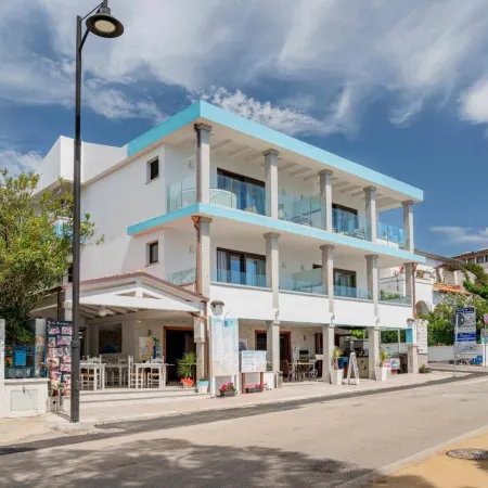 Hotel Ristorante la Conchiglia Отели в г. Доргали