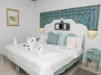 Hotel Khella Отели в г. 