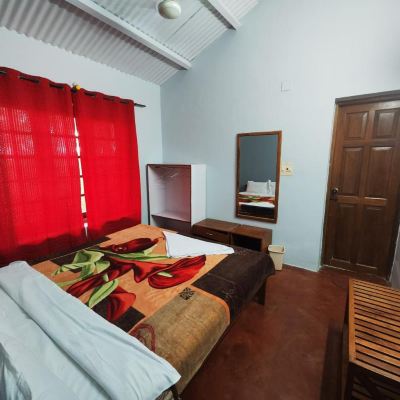 Three-Bedroom Villa Green Acres Promo Code