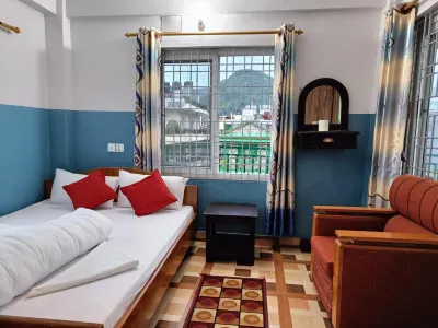 R&R Guest House Hotel a 