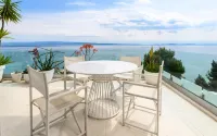 Gallery Luxury Suites & Rooms-Only Adults