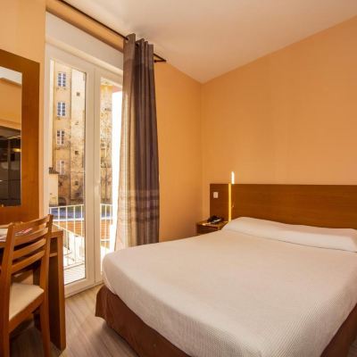 Chambre Double Hotel le Dauphin Promo Code
