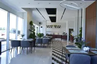 Green Hills Suites