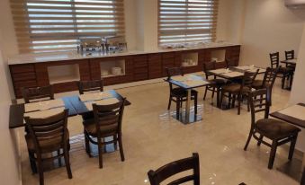 AQABA COAST HOTEL - Housity