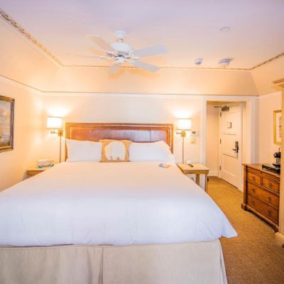 King Suite-Accessible White Elephant Hotel Promo Code