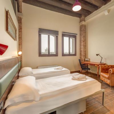 Deluxe King Room Generator Venice Promo Code