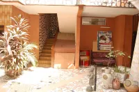 Benin Hotel Terminus Отели в г. 