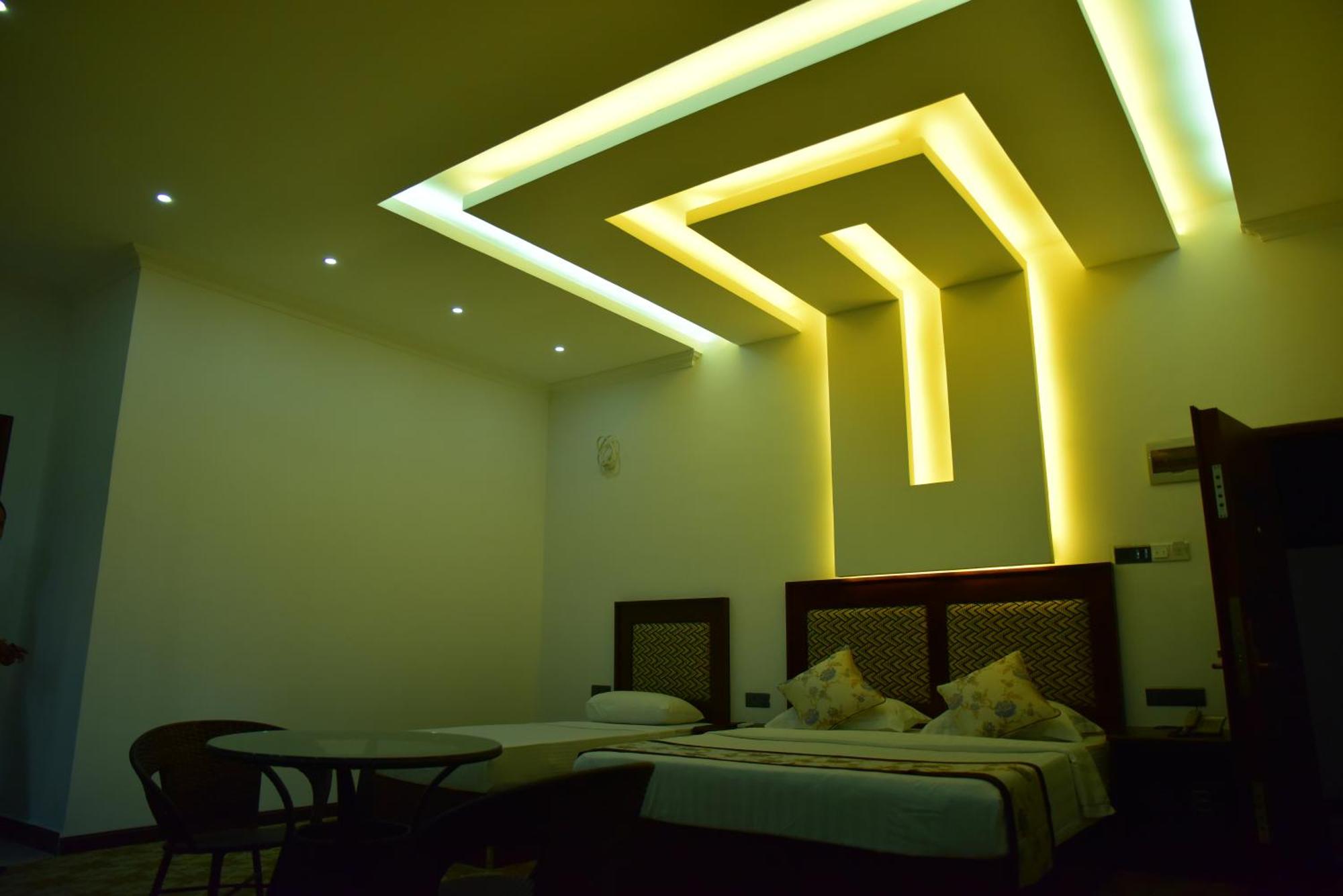 特大床套房带阳台