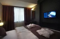 Hotel Park Doboj Отели в г. 