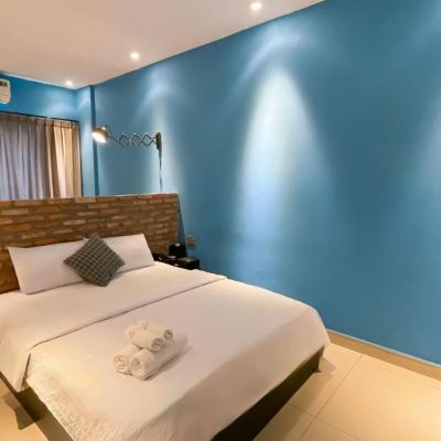 標準大床房 A in Hotel Riverside優惠