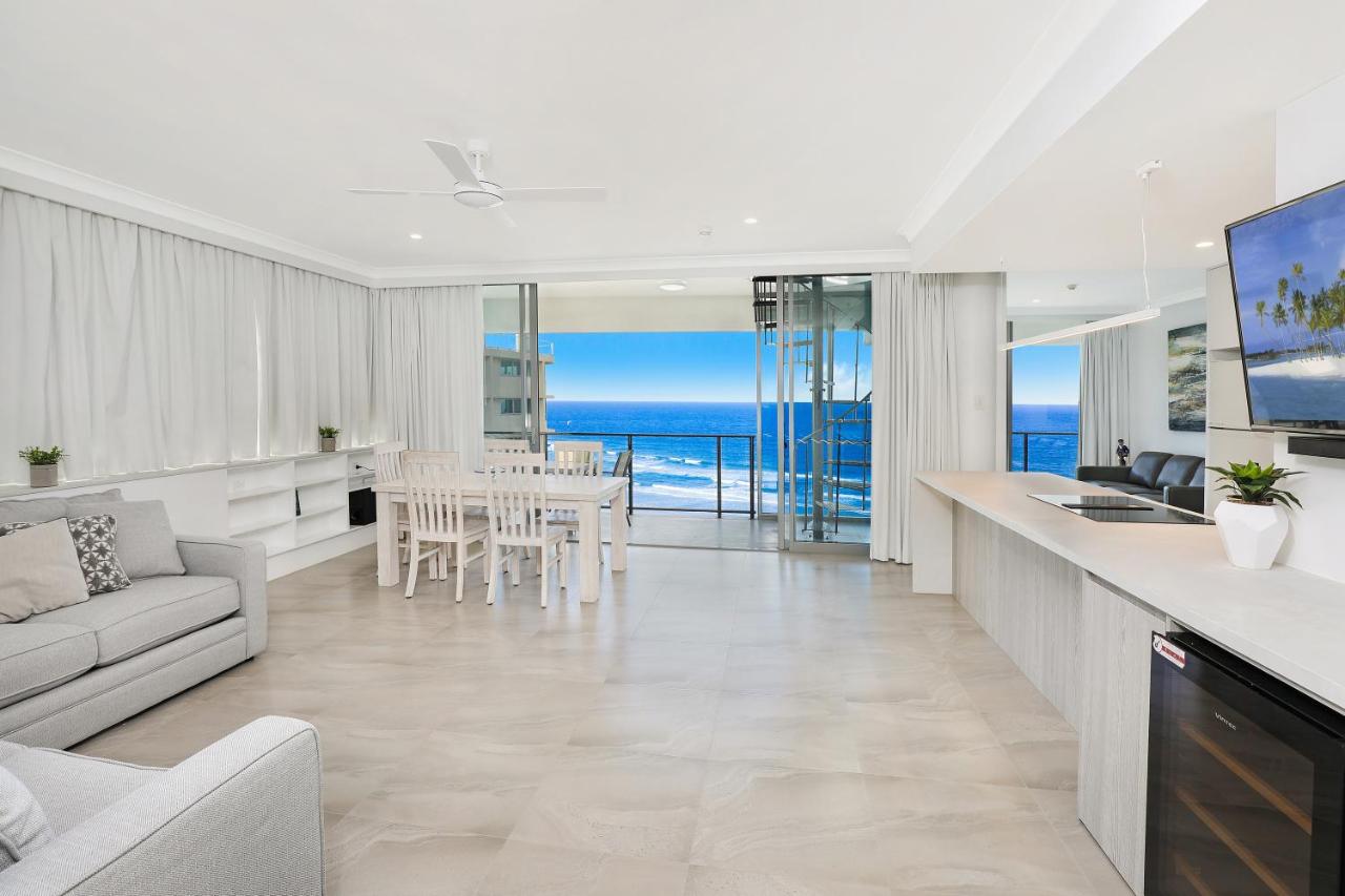 高级顶层房， 3 间卧室， 海洋景观