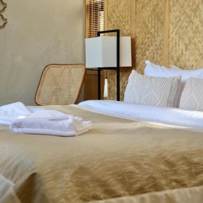 Deluxe Double Room with Bath Wevari Heritage Promo Code