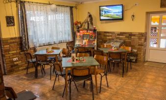 Margaréta Étterem és Vendéghàz Gasthaus - Housity