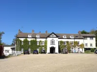 Llwyngwair Manor, Newport, Pembrokeshire Hotele w: 