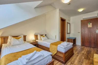 Bassiana Hotel és Étterem Hotels in 