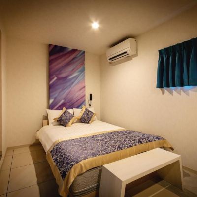 スタンダードダブルルーム デザインホテルブラックス クーポン