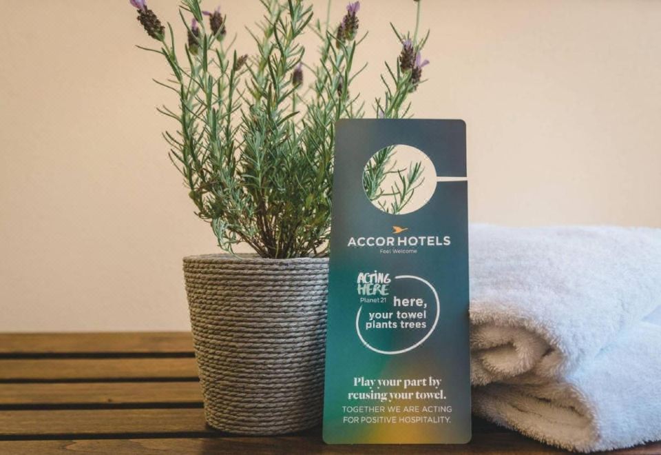 河景两卧室公寓